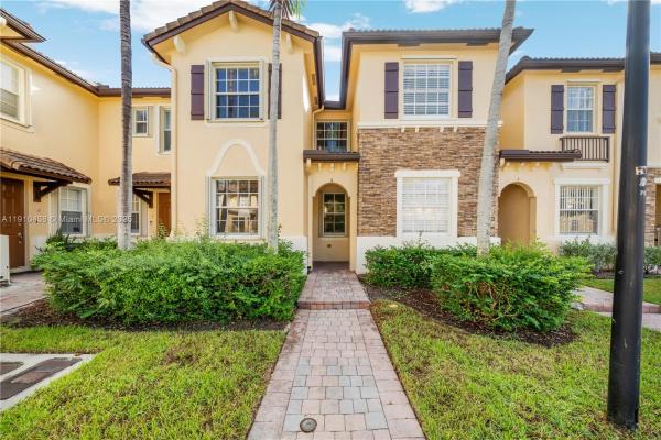 The Shores At Isles Of Bayshore, 9239 SW 227th St #4, Cutler Bay, Florida 33190, image 1