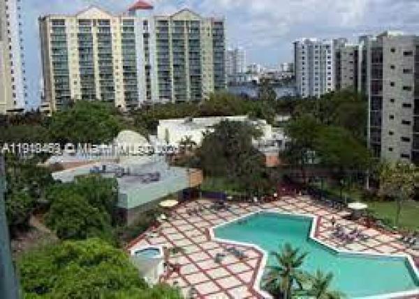 Plaza Of The Americas, 16909 N Bay Rd #711, Sunny Isles Beach, Florida 33160, image 1