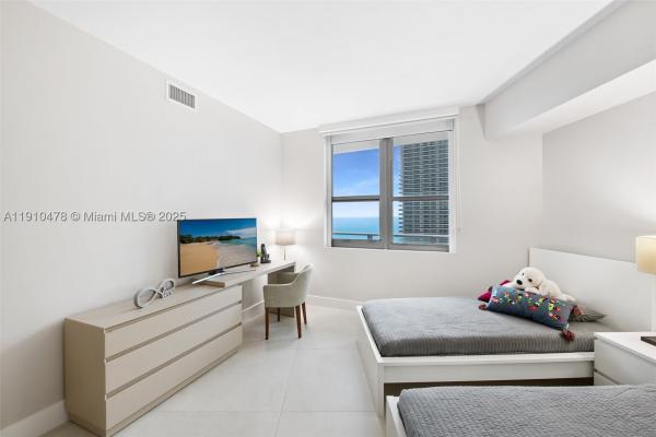 Hyde Resort & Residences, 4111 S Ocean Dr #3001, Hollywood, Florida 33019, image 3
