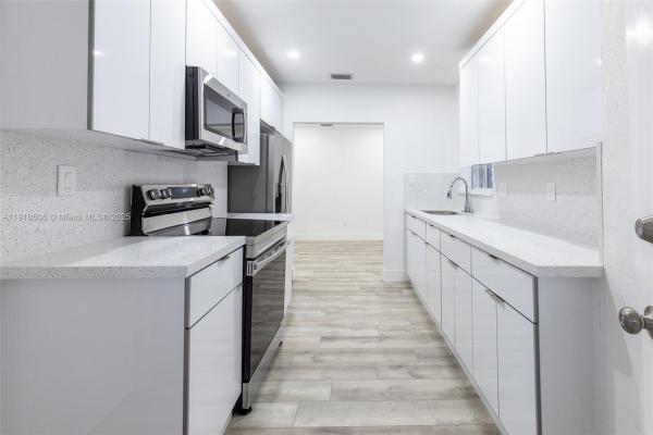Welwyn Park, 6440 SW 20th St, Miramar, Florida 33023, image 2