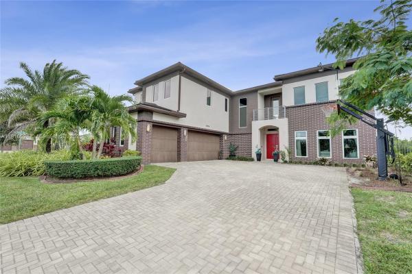 Stillwater Shores, 6804 N Stillwater Shores Dr, Davie, Florida 33314, image 1