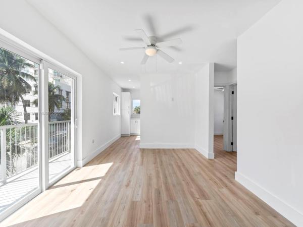 East Little Havana, 300 NW 7th Ave, Miami, Florida 33128, image 2