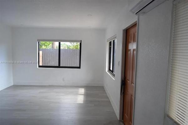 Scotts Park, 920 NW 8th Ave #1-4, Pompano Beach, Florida 33060, image 2