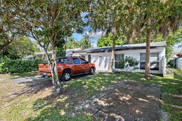 Hollywood Park, 2227 Cleveland St, Hollywood, Florida 33020, image 1