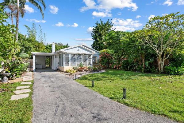 Hollywood Park, 2243 Cleveland St, Hollywood, Florida 33020, image 2