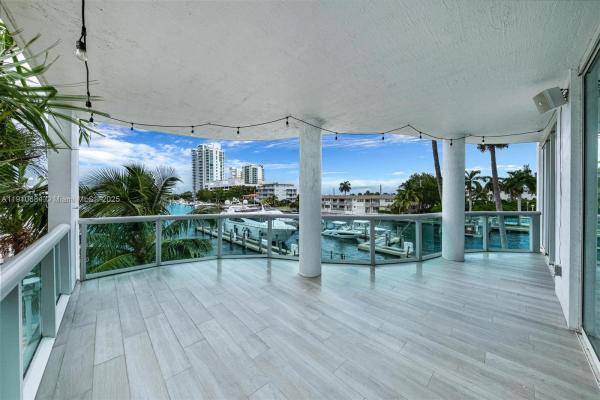 360, 7918 Harbor Island Dr #207, North Bay Village, Florida 33141, image 2