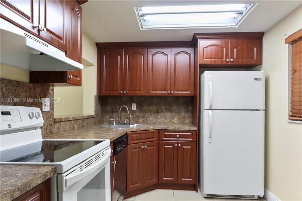 Horizons West, 8600 SW 133rd Avenue Rd #120, Kendale Lakes, Florida 33183, image 1