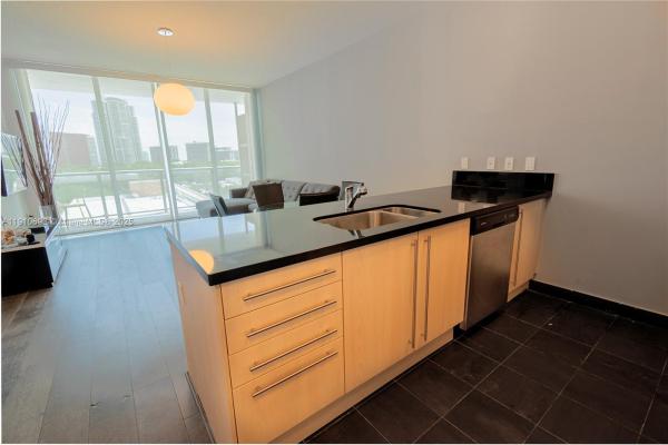 Axis On Brickell South, 79 SW 12th St #1002-S, Miami, Florida 33130, image 1
