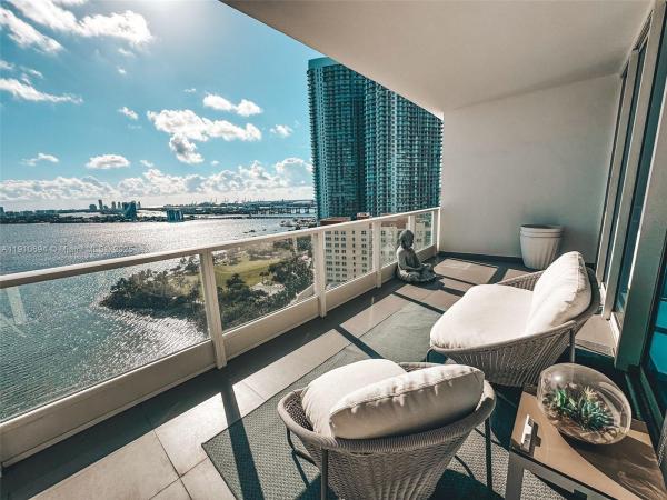 Paramount Bay, 2020 N Bayshore Dr #2007, Miami, Florida 33137, image 3