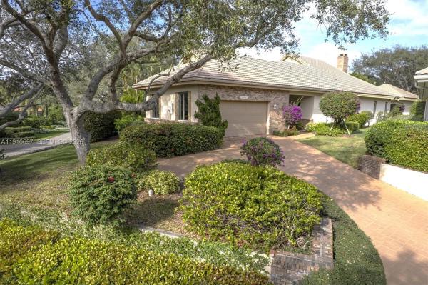 Jupiter Hills Village, 12001 SE Prestwick Ter, Jupiter, Florida 33469, image 1