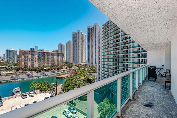 Arlen House East, 100 Bayview Dr #1028, Sunny Isles Beach, Florida 33160, image 1