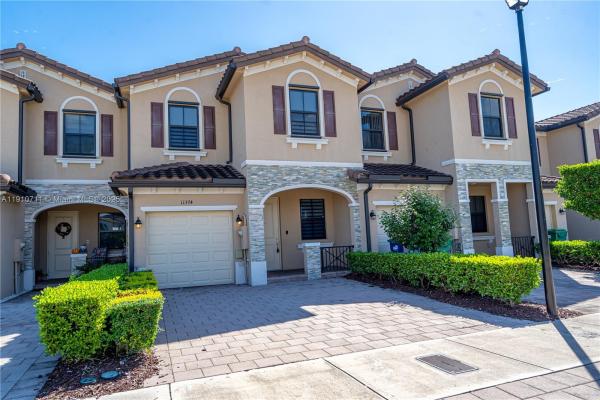 Isola, 11374 SW 254th Ter, Princeton, Florida 33032, image 3