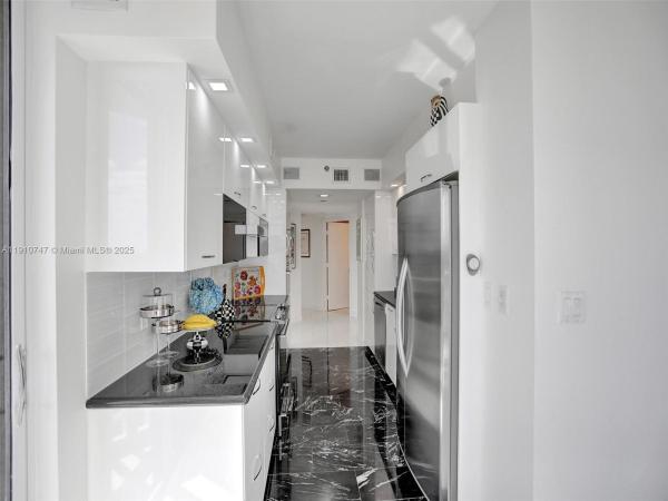 1000 Island Boulevard, 1000 E Island Blvd #2103, Aventura, Florida 33160, image 2