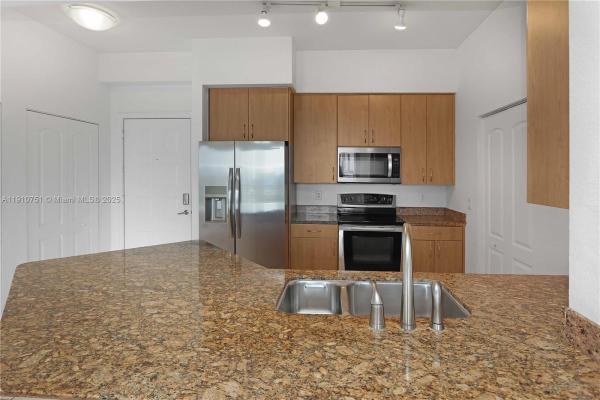 Radius, 1830 Radius Dr #1119, Hollywood, Florida 33020, image 3