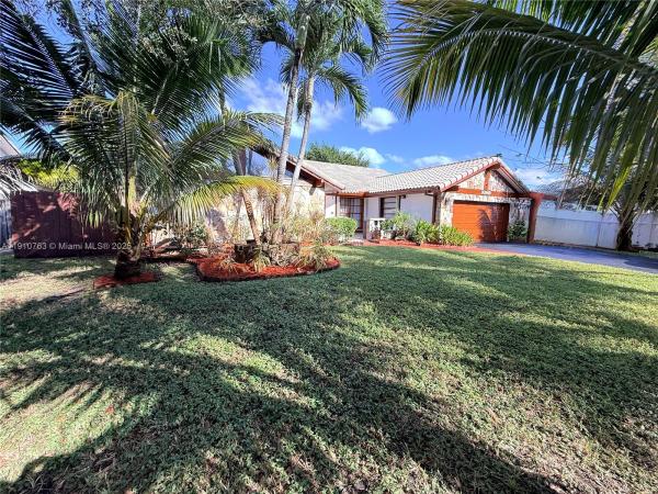 Cypress Glen, 10949 NW 1st Mnr, Coral Springs, Florida 33071, image 1