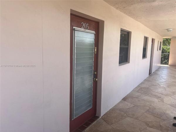 Sunrise Lakes 4, 10123 Sunrise Lakes Blvd #205, Sunrise, Florida 33322, image 1