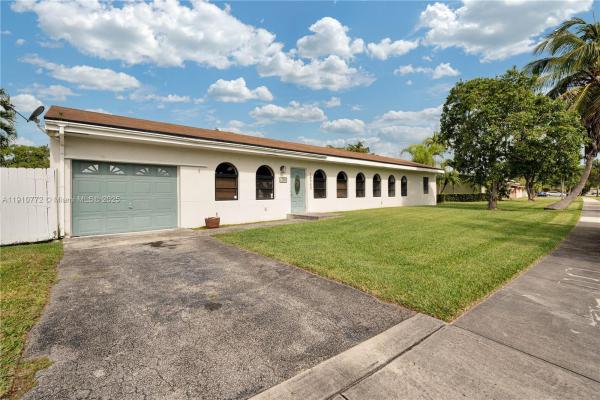 Bel Aire, 18900 Belview Dr, Cutler Bay, Florida 33157, image 1