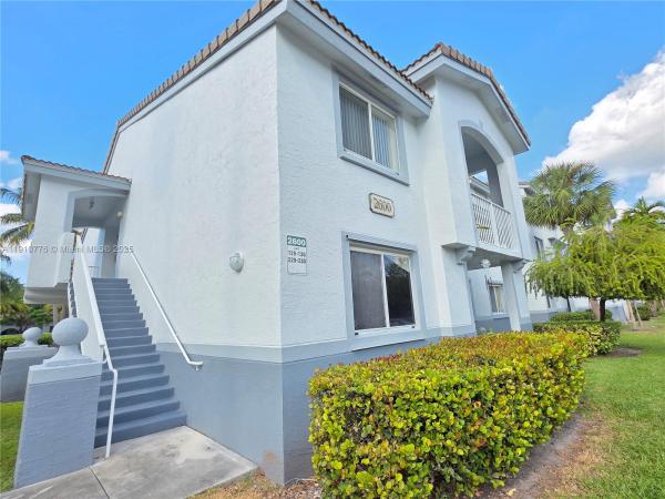 Royal Grand, 2600 S University Dr #229, Davie, Florida 33328, image 1