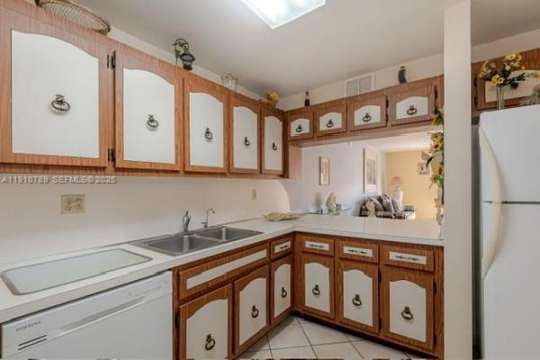 Palm East Gardens, 1890 W 56th St #1423, Hialeah, Florida 33012, image 1