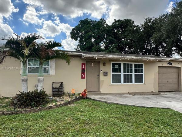 Driftwood Plaza, 6390 Harding St, Hollywood, Florida 33024, image 1