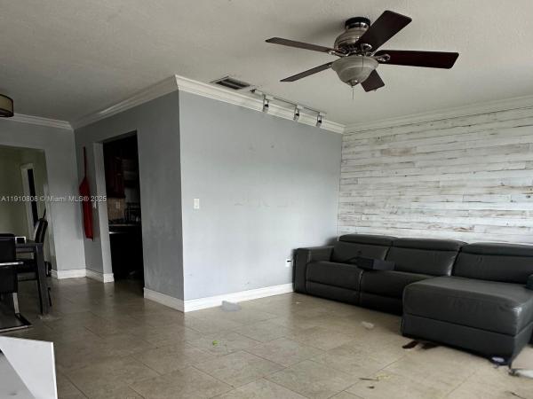Driftwood Plaza, 6390 Harding St, Hollywood, Florida 33024, image 2
