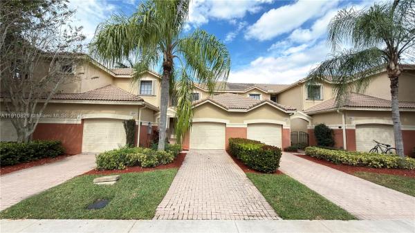Courtyard At The Grove, 3887 Tree Top Dr #3887, Weston, Florida 33332, image 1