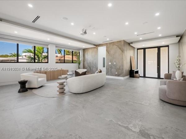 Normandy Golf Course, 270 N Shore Dr, Miami Beach, Florida 33141, image 2