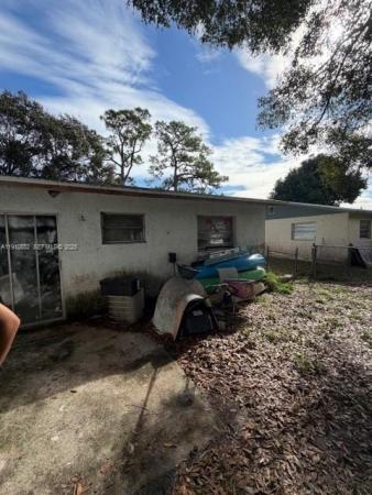 Silver Lake Park, 3107 Mura Dr, Fort Pierce, Florida 34982, image 2