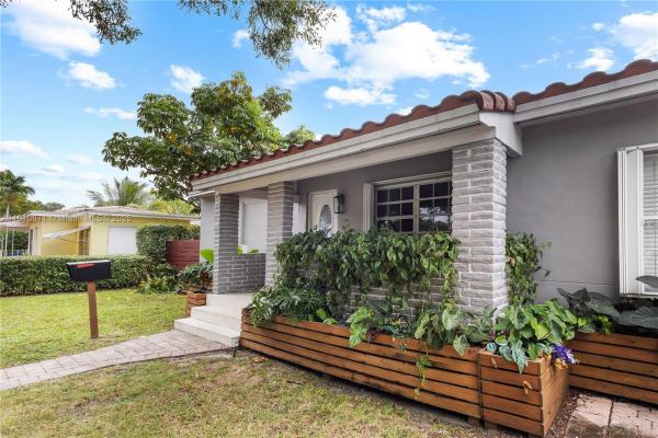 Spring View, 1220 Oriole Ave, Miami Springs, Florida 33166, image 2