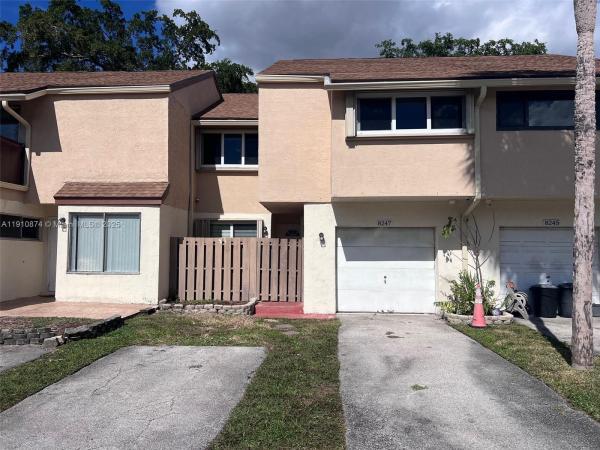 Townhouses At Jacaranda, 8247 NW 8th Pl #5, Plantation, Florida 33324, image 2