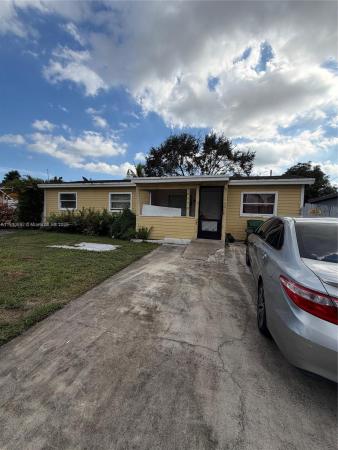 Southgate, 6370 SW 1st St, Margate, Florida 33068, image 2