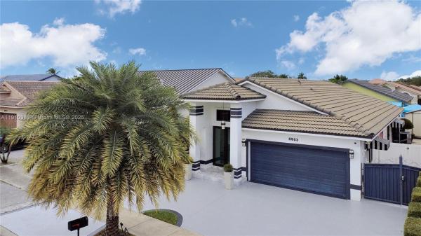 Florida Tropical Estates, 8953 NW 147th Ter, Miami Lakes, Florida 33018, image 3
