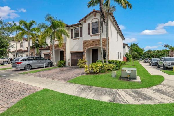 Umbria At The Vineyards, 339 NE 37th Ter, Homestead, Florida 33033, image 3