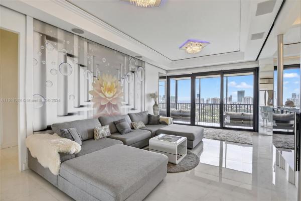 Coronado Towers, 20335 W Country Club Dr #PH-4, Aventura, Florida 33180, image 1