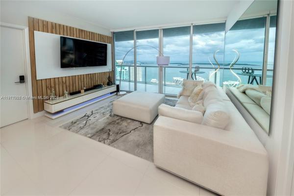 Icon Brickell Tower 1, 465 Brickell Ave #4705, Miami, Florida 33131, image 1