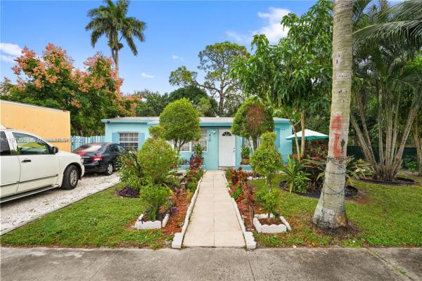 Woodland Park, 416 SW 25th Ave, Fort Lauderdale, Florida 33312, image 2