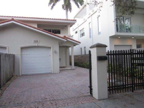 2920 Catalina St #2920, Miami, Florida 33133, image 1