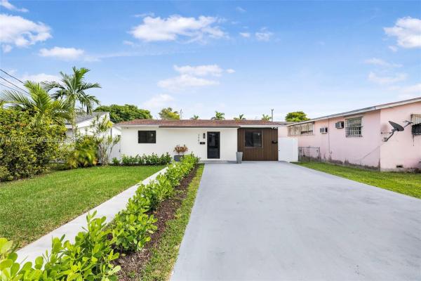 Bird Road Highlands, 3481 SW 87th Ct, Westchester, Florida 33165, image 2