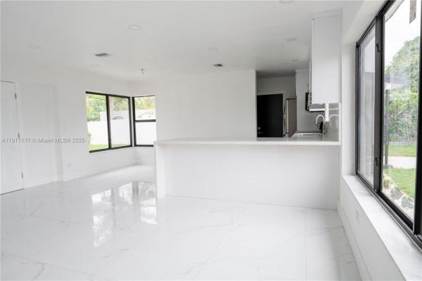 Scott Lake Manor, 17940 NW 13th Ct, Miami Gardens, Florida 33169, image 2