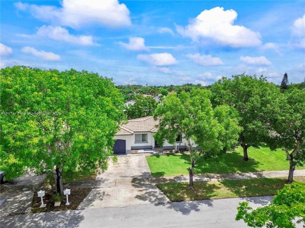 12661 SW 222nd Ter, Miami, Florida 33170, image 1