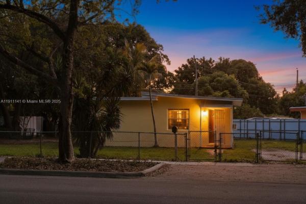 Sunkist Grove, 12450 NW 13th Ave, North Miami, Florida 33167, image 1