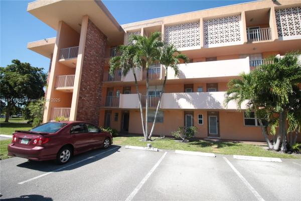 Lauderdale Oaks, 3001 NW 46th Ave #102, Lauderdale Lakes, Florida 33313, image 1