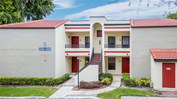 The Provinces Of Pierpointe At Pembroke Lakes, 11530 NW 10th St #11530, Pembroke Pines, Florida 33026, image 1