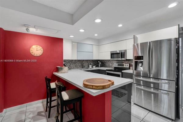 Country Club Of Miami, 6821 Brookline Dr #6821, Hialeah, Florida 33015, image 1