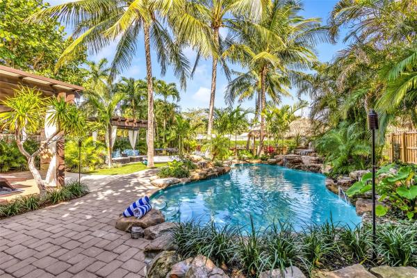 River Ridge, 2004 NE 17th Way, Fort Lauderdale, Florida 33305, image 2