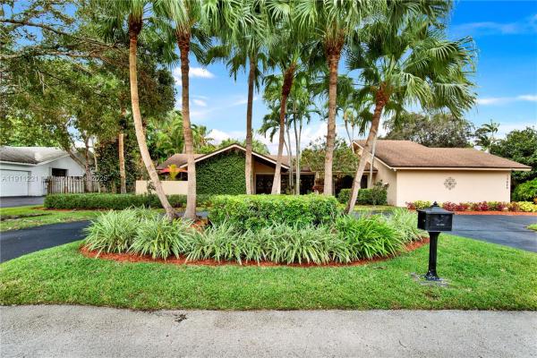 13620 SW 104th Ave, Miami, Florida 33176, image 1