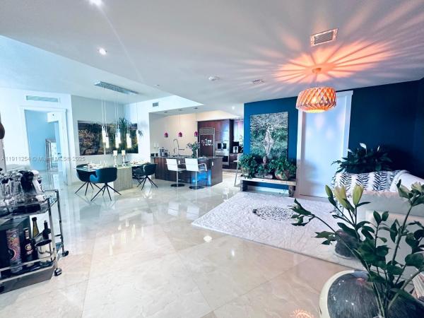 Tdr Tower 1, 16001 Collins Ave #2203, Sunny Isles Beach, Florida 33160, image 2