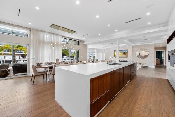 Beach Way Heights, 1319 Seminole Dr, Fort Lauderdale, Florida 33304, image 2