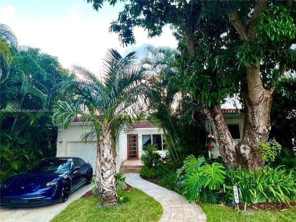 Altos Del Mar, 9049 Dickens Ave, Surfside, Florida 33154, image 1