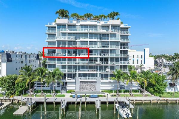 Bijou Bay Harbor, 9521 E Bay Harbor Dr #604, Bay Harbor Islands, Florida 33154, image 3